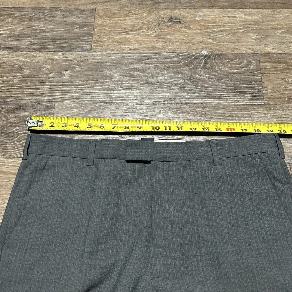 Banana Republic Dress Pants Mens 38x32 Charcoal Grey Wool Blend Pinstripe